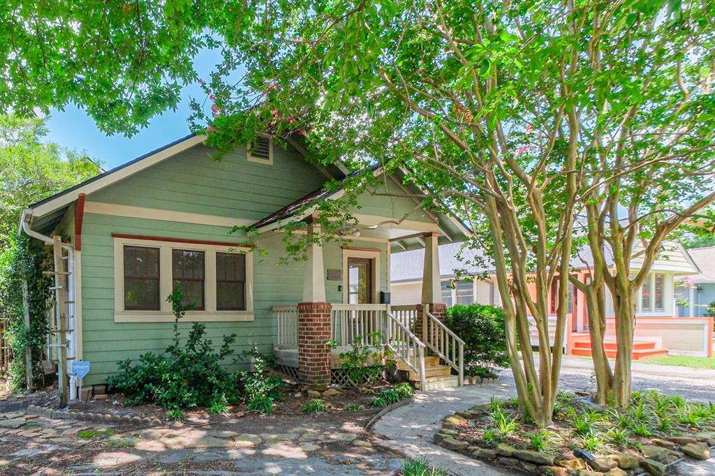 2215 Harvard St in Houston, TX - Building Photo