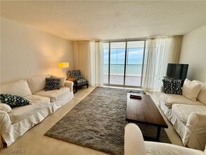 1919 Gulf Shore Blvd N in Naples, FL - Building Photo - Building Photo