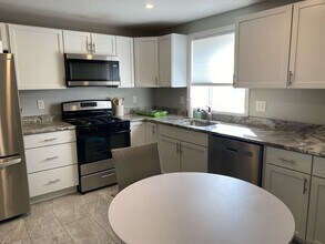 60 Cecilian Ave in Revere, MA - Building Photo - Building Photo