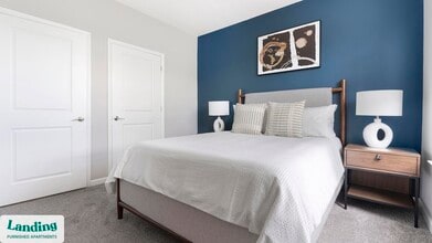 302 Constitution Ave, Unit B3-215 in Bayonne, NJ - Foto de edificio - Building Photo