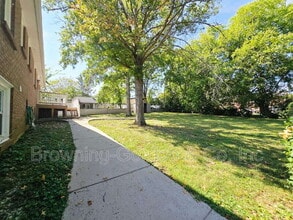 927 Neuhoff Ln in Nashville, TN - Building Photo - Building Photo
