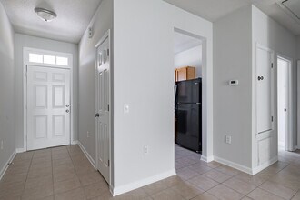 College Street Station Apartments in Pembroke, GA - Building Photo - Interior Photo