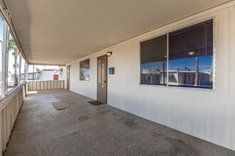 2701 E Allred Ave in Mesa, AZ - Building Photo - Building Photo