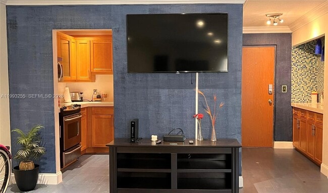 property at 401 Golden Isles Dr