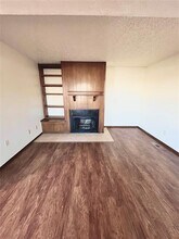 300 Chalmette Dr in Norman, OK - Building Photo - Building Photo