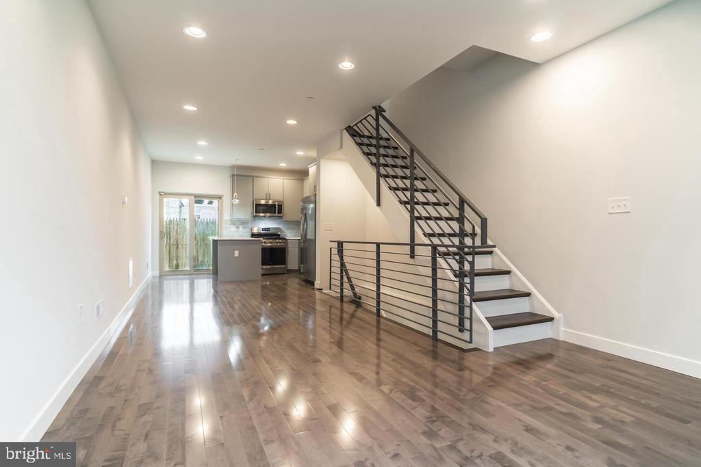 2153 N Fairhill St in Philadelphia, PA - Building Photo