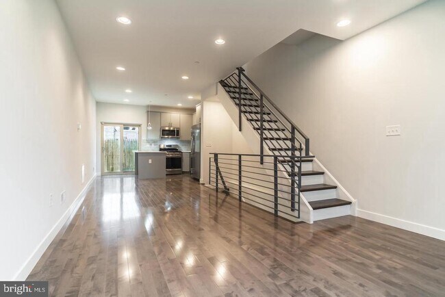 property at 2153 N Fairhill St