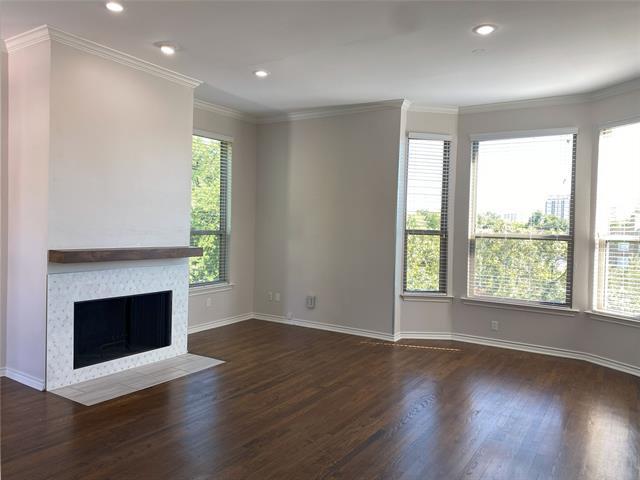 3813 Prescott Ave-Unit -311 in Dallas, TX - Building Photo