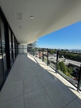 135 13th St E in North Vancouver, BC - Building Photo - Building Photo