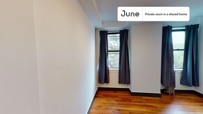 Private bedroom in 5 bed/2 bath Home in Brooklyn, NY - Building Photo - Building Photo