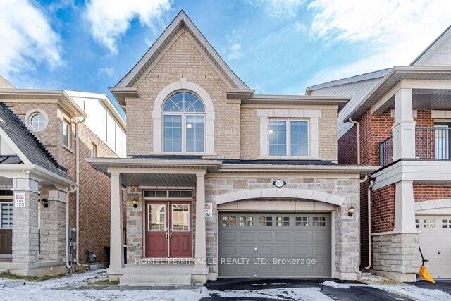 117 Finegan Cir in Brampton, ON - Building Photo