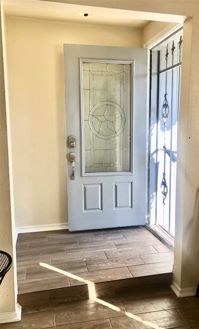 6310 S Briar Bayou Dr