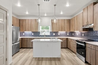 2702 Lubbock Ave in Fort Worth, TX - Building Photo - Building Photo