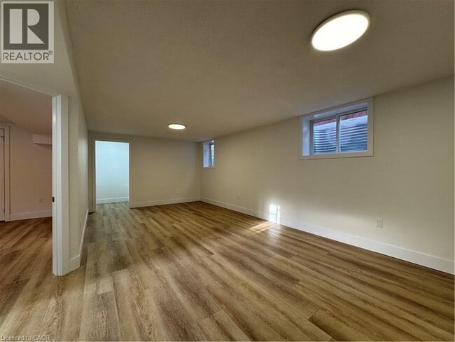 12 Arrowhead Pl in Kitchener, ON - Building Photo - Building Photo