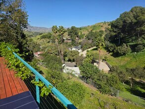 9565 Dale Ave, Unit Shadow Hills Villa in Sunland, CA - Building Photo - Building Photo