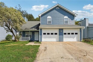 3758 Westchase Dr in Marietta, GA - Building Photo