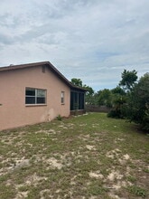 11119 Addison St in Spring Hill, FL - Foto de edificio - Building Photo