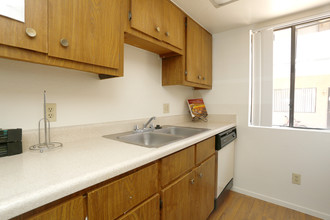 Papago Vista in Phoenix, AZ - Building Photo - Interior Photo