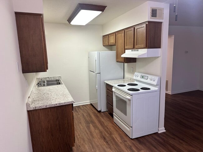 3000 Fordhaven Rd, Unit #3 in Louisville, KY - Foto de edificio - Building Photo