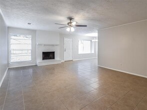 2322 Grindstone Ln in Sugar Land, TX - Building Photo - Building Photo