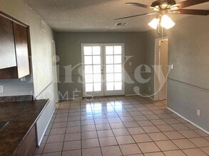 7629 W Flower St in Phoenix, AZ - Building Photo - Building Photo