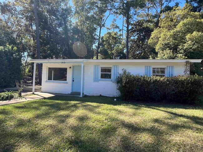 property at 2032 Warwick St