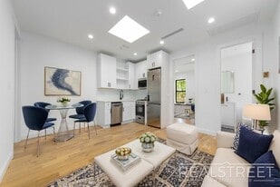 3 Bed 3 Bath with W/D in unit!, Unit 3 in Brooklyn, NY - Building Photo