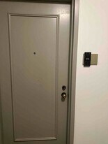 810 Flower St in Los Angeles, CA - Building Photo