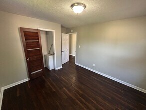 2115 Lee High Dr NE in Huntsville, AL - Building Photo - Building Photo