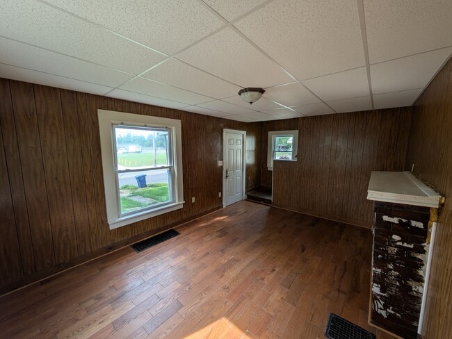 property at 3162 E 5th Ave
