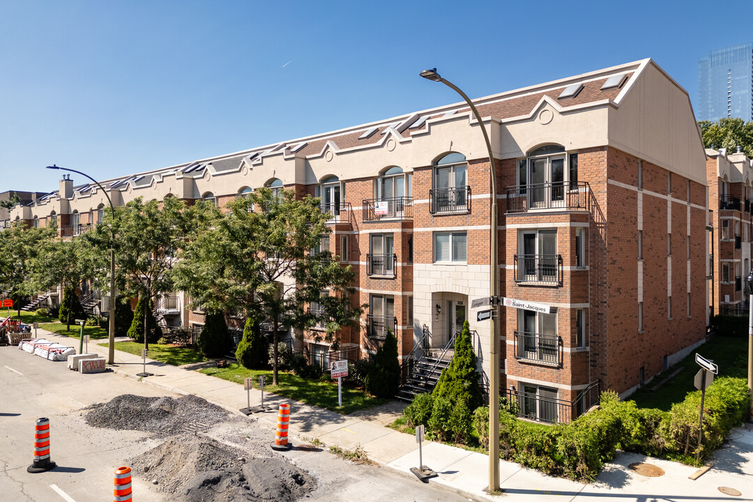 1515 Saint-Jacques Rue in Montréal, QC - Building Photo