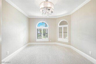 384 Mooring Line Dr in Naples, FL - Building Photo - Building Photo