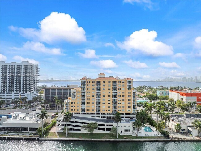 1625 Kennedy Cswy, Unit 705B in North Bay Village, FL - Building Photo - Building Photo