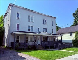 5 E Main St in Watertown, NY - Building Photo