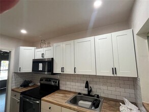 10825 Navajo Dr in St. Petersburg, FL - Building Photo - Building Photo