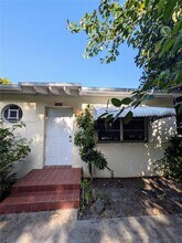 431 NE 64th St in Miami, FL - Building Photo - Building Photo