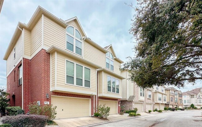 1727 Stacy Crest in Houston, TX - Building Photo - Building Photo
