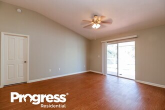 25017 Hyde Park Blvd in Land O Lakes, FL - Building Photo - Building Photo