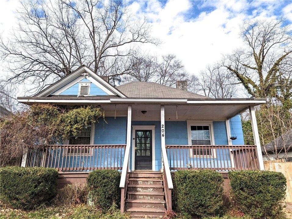 204 Adair Ave SE in Atlanta, GA - Building Photo