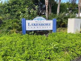 1071 Adams Ave in Homestead, FL - Building Photo