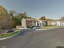 Deer Park Apartments in Crestwood, KY - Foto de edificio - Building Photo