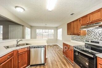 8432 Cedar Creek Ridge in Riverdale, GA - Building Photo - Building Photo