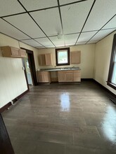 24 N Central Ave in Utica, OH - Building Photo - Building Photo