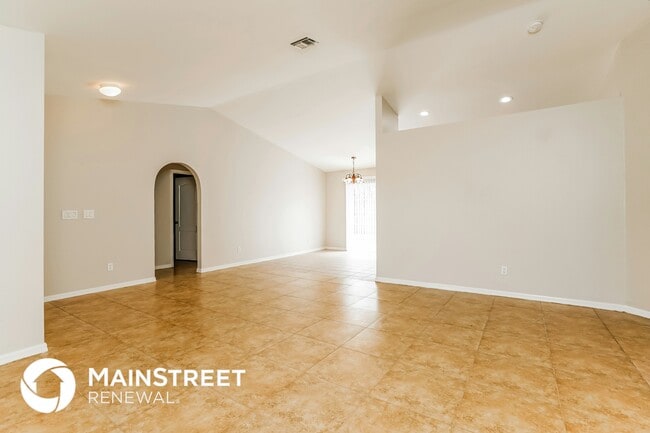 109 Ocean Park Dr in Lehigh Acres, FL - Building Photo - Building Photo