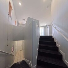6255 W Arby Ave in Las Vegas, NV - Building Photo - Building Photo