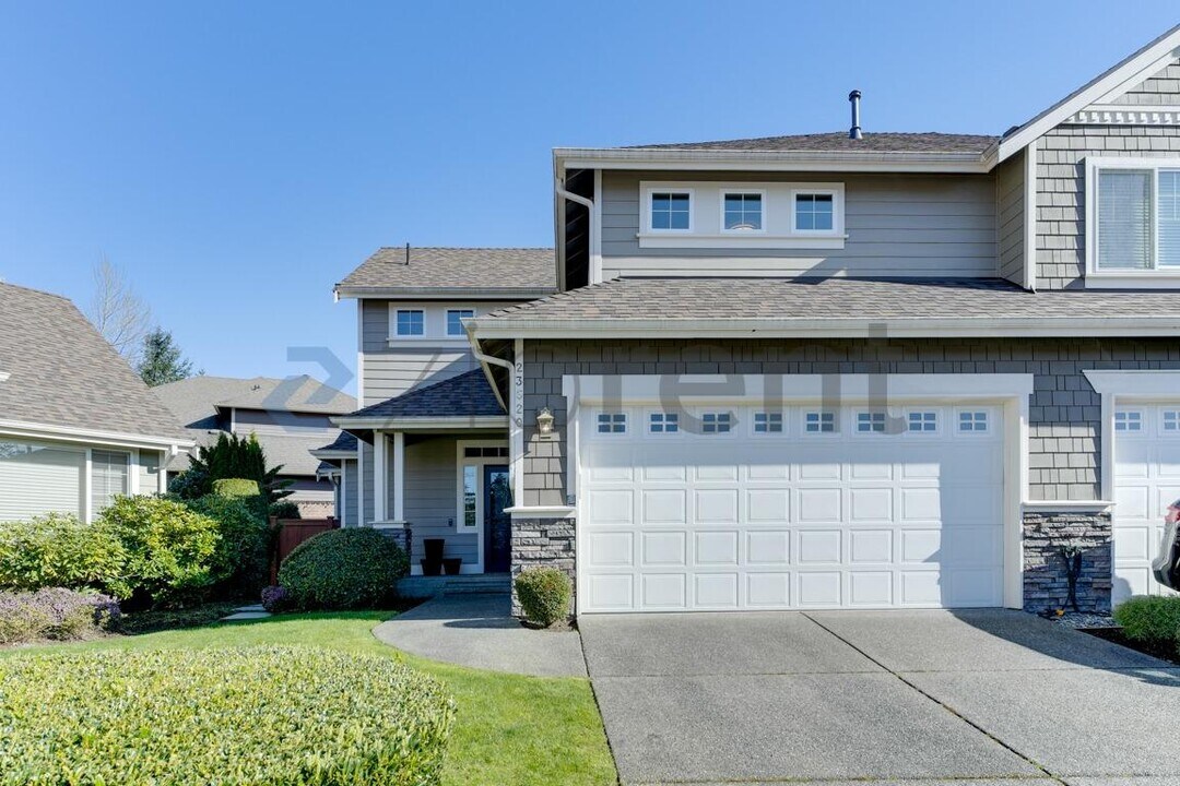 23620-23230 230th Pl SE in Maple Valley, WA - Building Photo