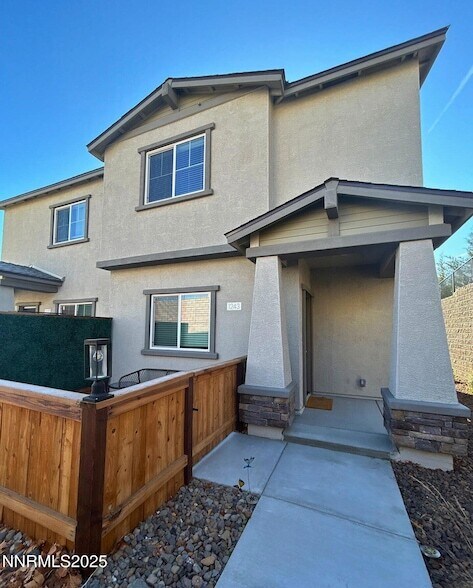 1243 Cedarhaven Ct in Reno, NV - Building Photo