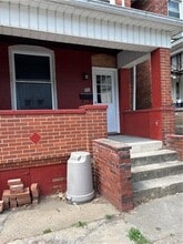905 Orr Ave in Kittanning, PA - Foto de edificio - Building Photo