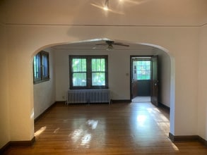 5021 S 28th Ave in Minneapolis, MN - Foto de edificio - Building Photo