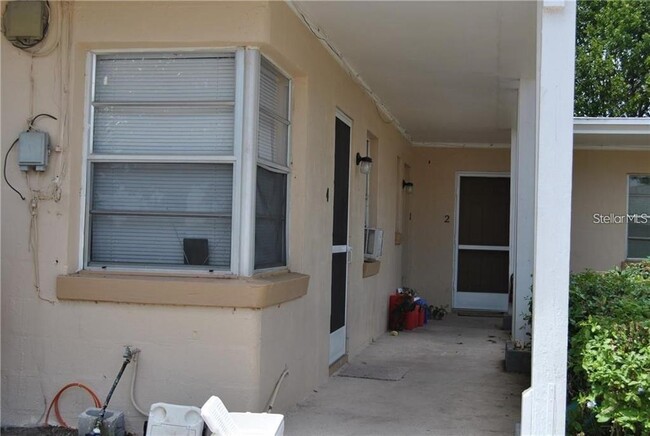 property at 203 W Wall St